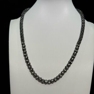 Elegant Black and Silver Necklace